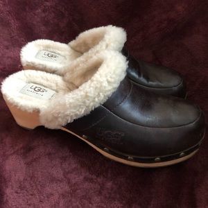 Ugg clogs Sherpa lining size 9